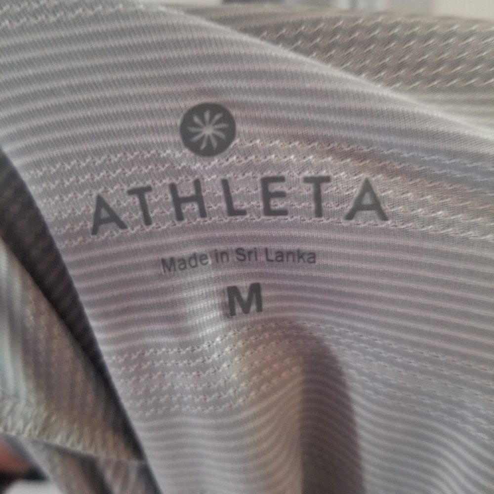 Athleta workout top - Picture 6 of 6
